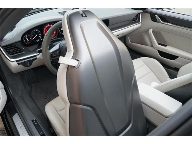 PORSCHE 911 2023 Image 31