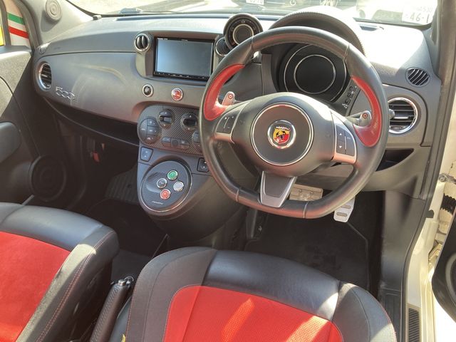 FIAT ABARTH 595 2015 Image 31