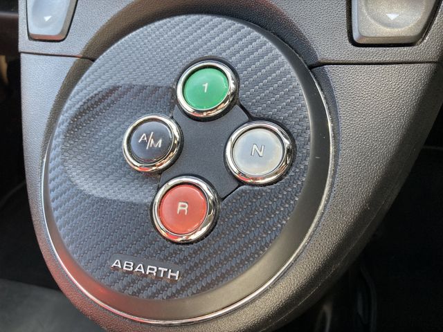 FIAT ABARTH 595 2015 Image 31