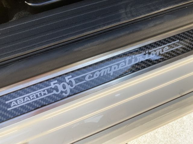 FIAT ABARTH 595 2015 Image 31