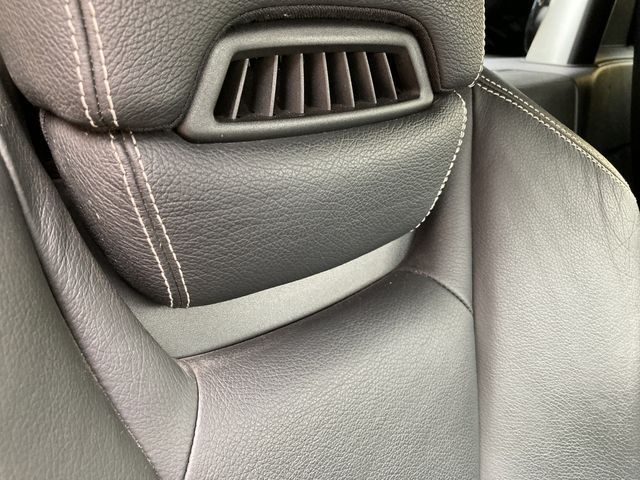 MERCEDES BENZ SLK CL 2011 Image 31