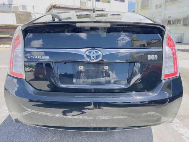 TOYOTA PRIUS 2012 Image 31