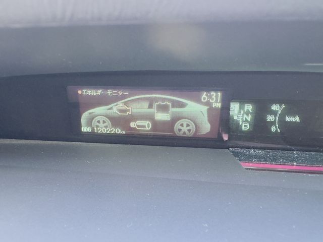 TOYOTA PRIUS 2012 Image 31