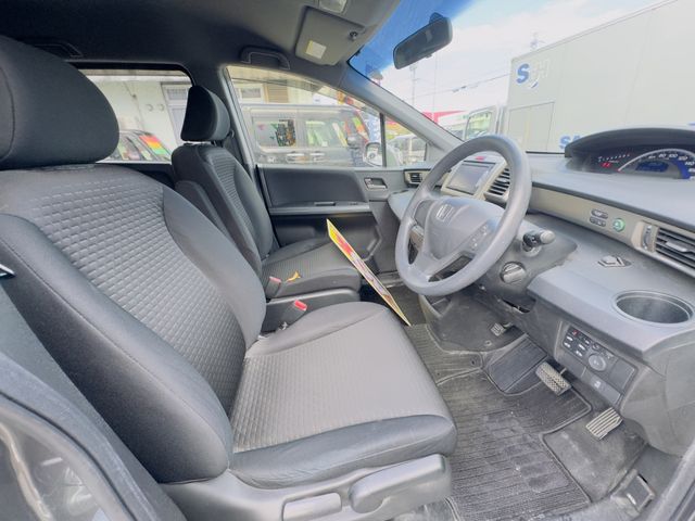 HONDA FREED SPIKE 2013 Image 31