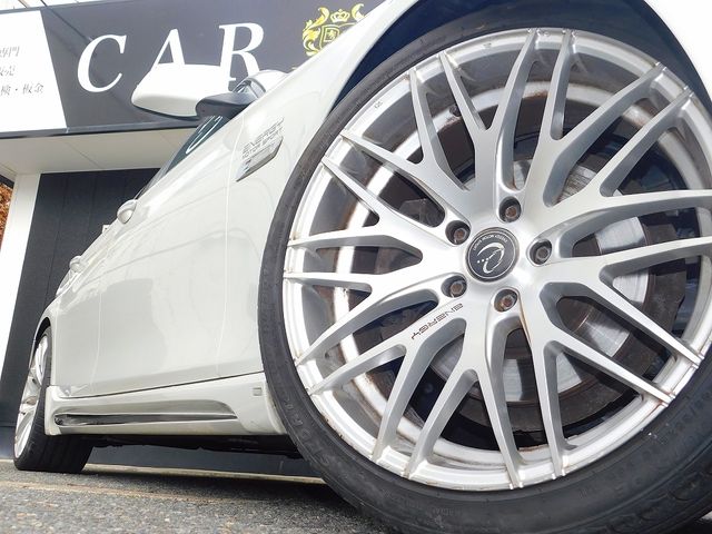 BMW 5SERIES SEDAN 2012 Image 31