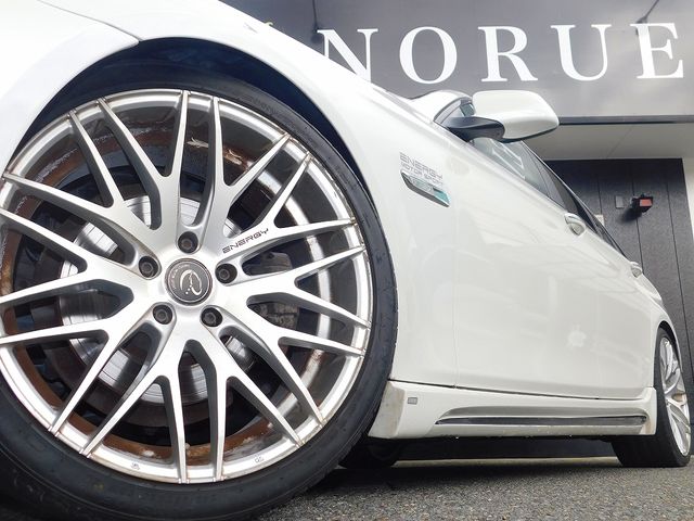 BMW 5SERIES SEDAN 2012 Image 31