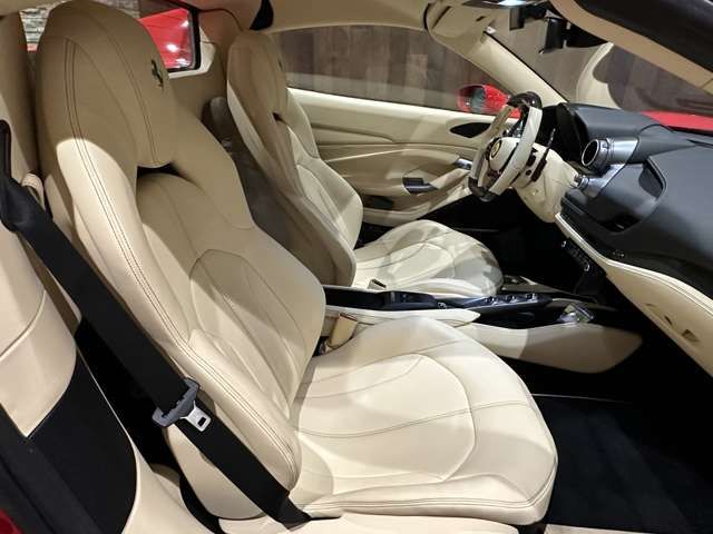 FERRARI F8 SPIDER 2022 Image 31