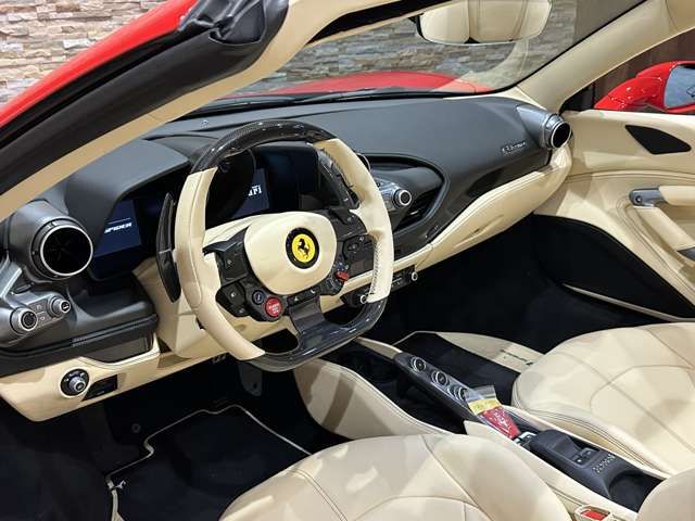 FERRARI F8 SPIDER 2022 Image 31