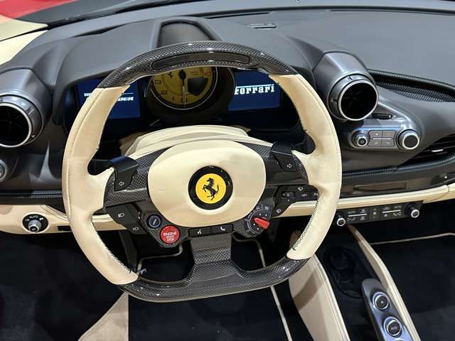 FERRARI F8 SPIDER 2022 Image 31