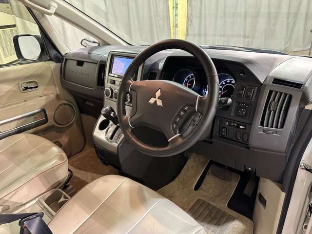 MITSUBISHI DELICA D:5 2WD 2013 Image 31