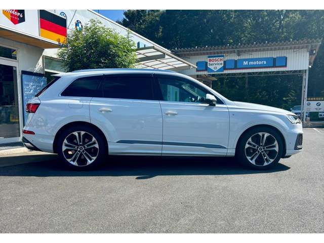 AUDI Q7 2021 Image 31