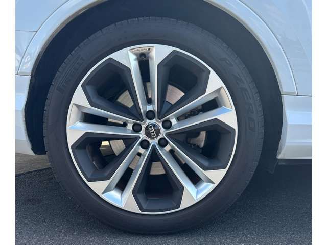 AUDI Q7 2021 Image 31