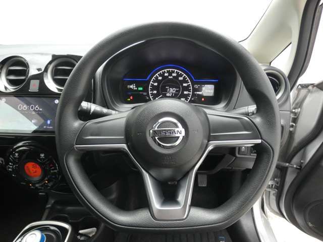 NISSAN NOTE 2016 Image 31