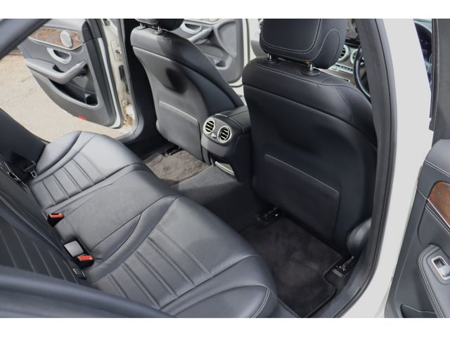 MERCEDES BENZ C CLAS 2015 Image 31