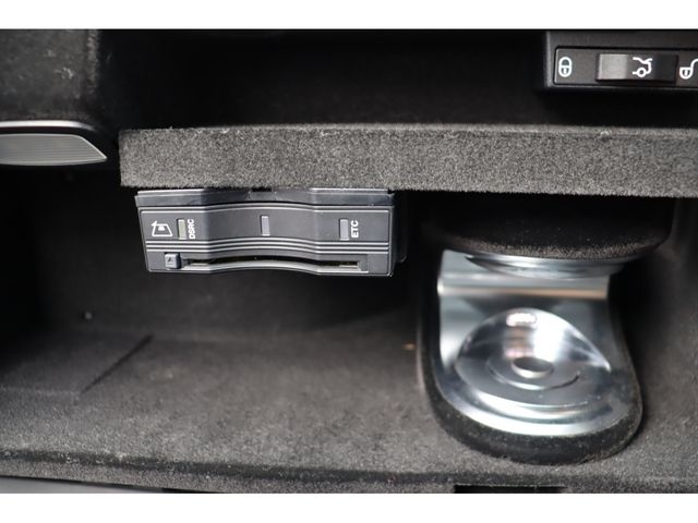 MERCEDES BENZ C CLAS 2015 Image 31