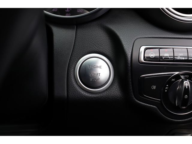 MERCEDES BENZ C CLAS 2015 Image 31