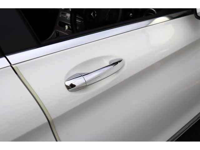 MERCEDES BENZ C CLAS 2015 Image 31