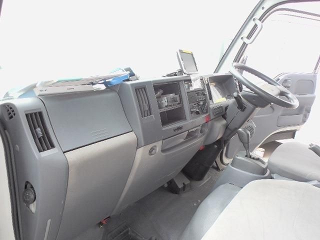 ISUZU ELF 2014 Image 31