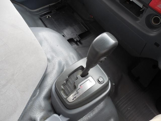 ISUZU ELF 2014 Image 31