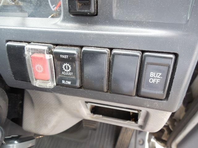 ISUZU ELF 2014 Image 31