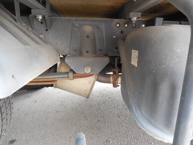 ISUZU ELF 2014 Image 31