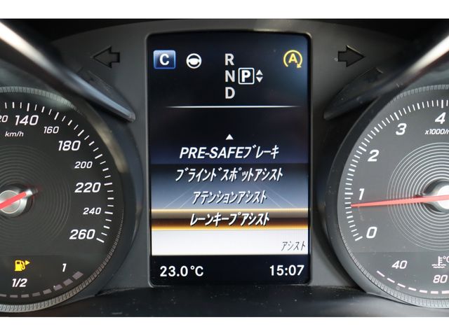 MERCEDES BENZ C CLAS 2015 Image 31