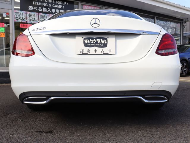 MERCEDES BENZ C CLAS 2015 Image 31