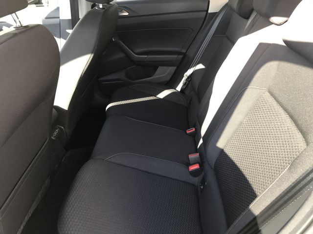 VOLKSWAGEN POLO 2020 Image 31