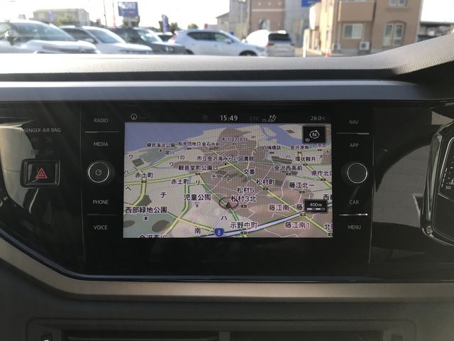 VOLKSWAGEN POLO 2020 Image 31