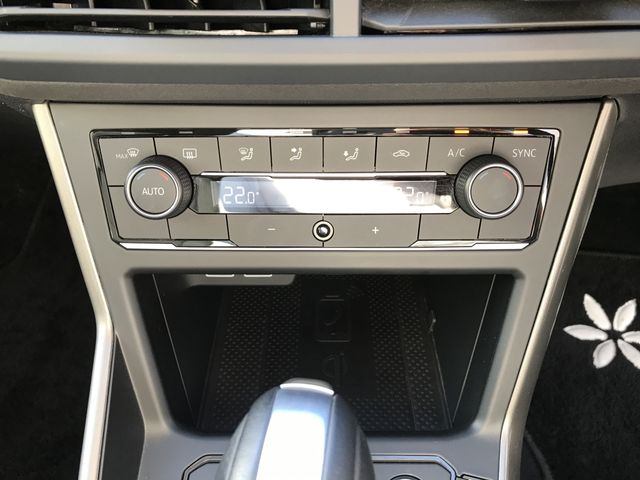 VOLKSWAGEN POLO 2020 Image 31