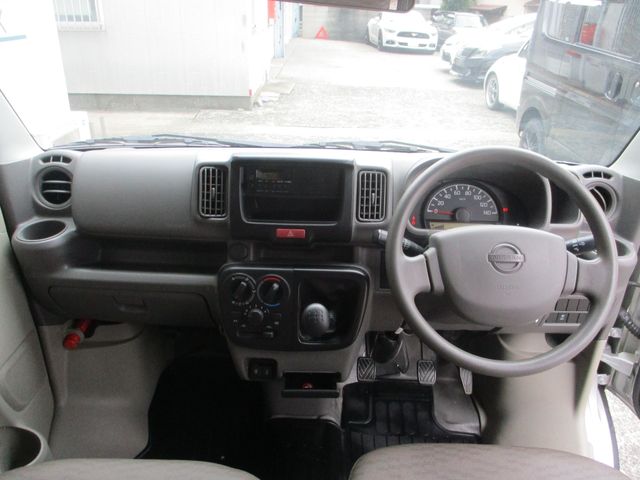 NISSAN NV100 CLIPPER 2023 Image 31