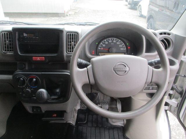 NISSAN NV100 CLIPPER 2023 Image 31