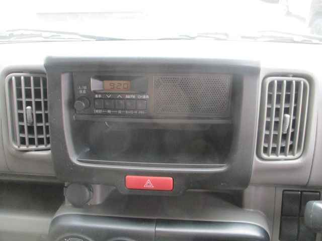 NISSAN NV100 CLIPPER 2023 Image 31