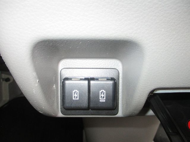 NISSAN NV100 CLIPPER 2023 Image 31