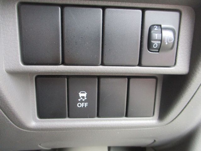 NISSAN NV100 CLIPPER 2023 Image 31