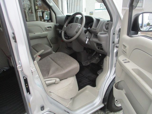 NISSAN NV100 CLIPPER 2023 Image 31