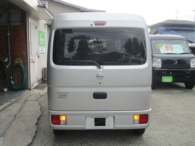 NISSAN NV100 CLIPPER 2023 Image 31