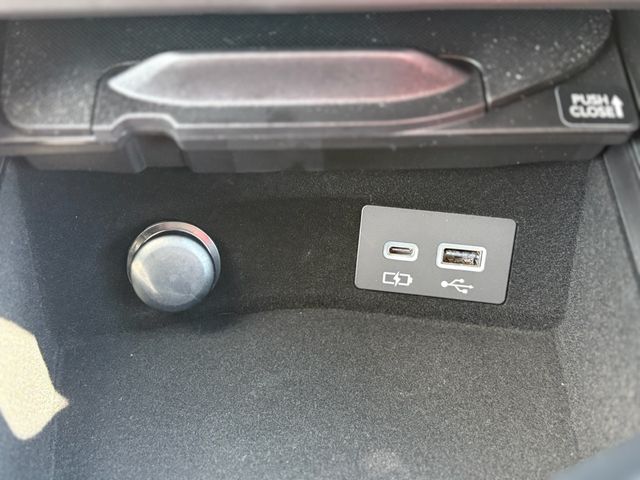 TOYOTA LEXUS NX250 2023 Image 31