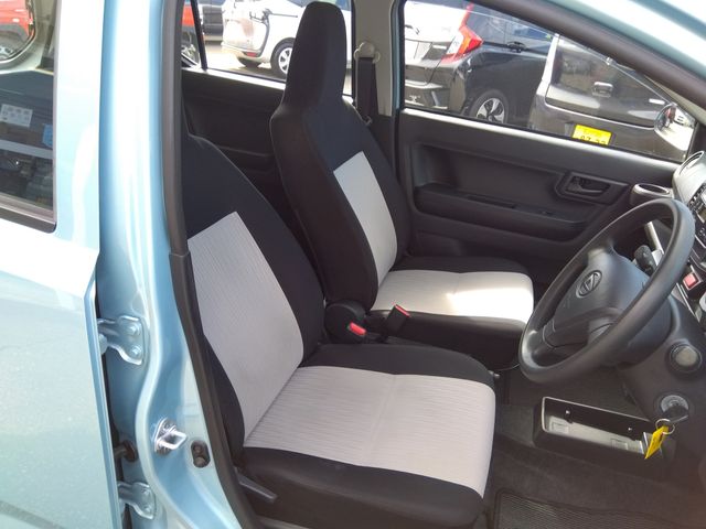 DAIHATSU MIRA E:S 2017 Image 31