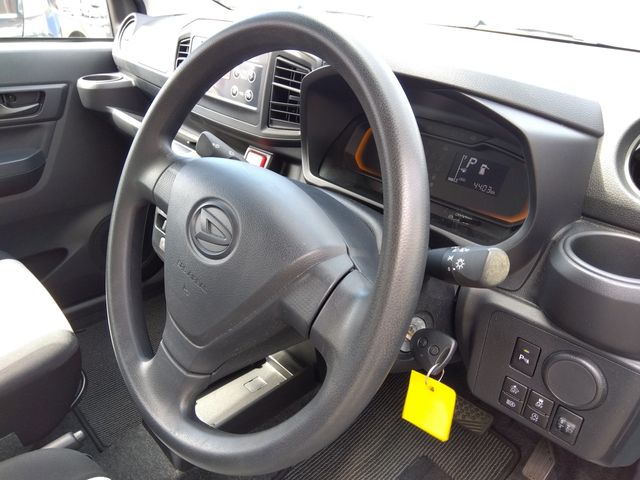 DAIHATSU MIRA E:S 2017 Image 31