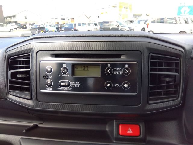 DAIHATSU MIRA E:S 2017 Image 31