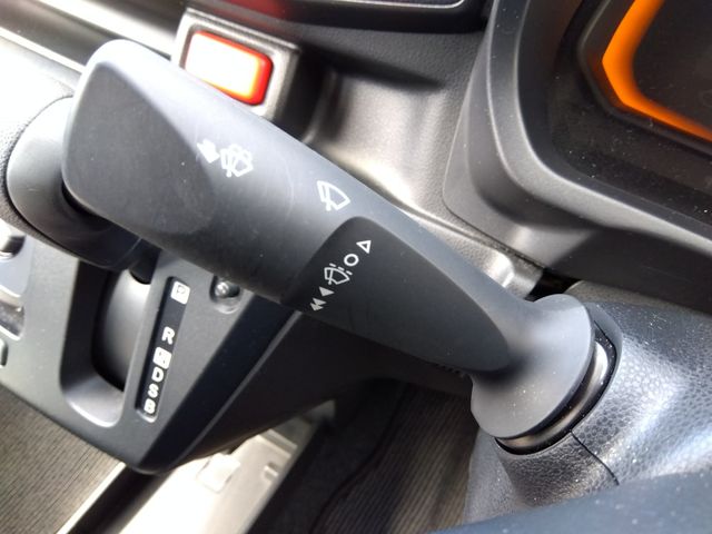 DAIHATSU MIRA E:S 2017 Image 31