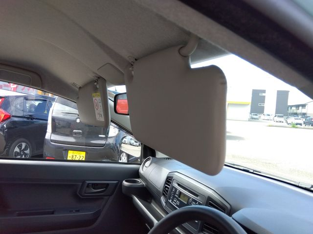 DAIHATSU MIRA E:S 2017 Image 31