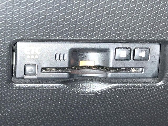 DAIHATSU TANTO FAN CROSS 2022 Image 31