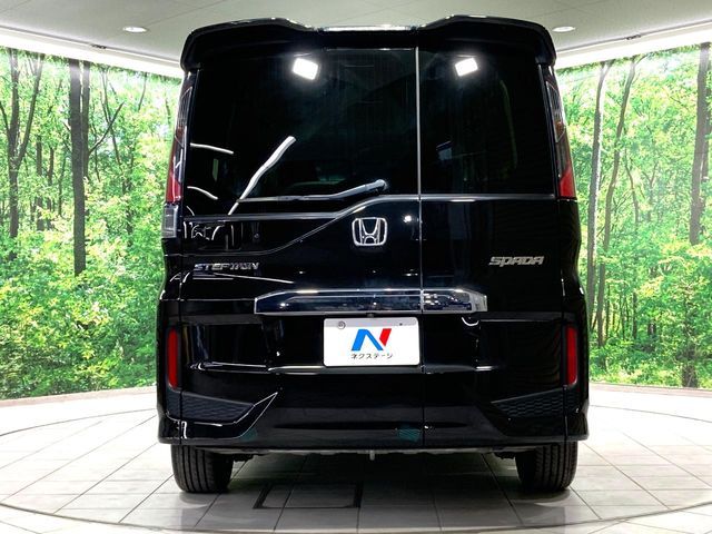 HONDA STEPWAGON SPADA 2015 Image 31