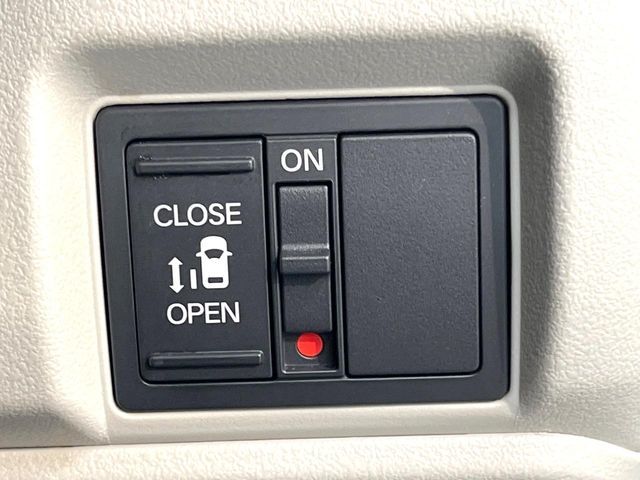 HONDA N BOX 2024 Image 31