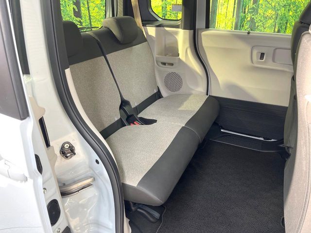 HONDA N BOX 2024 Image 31