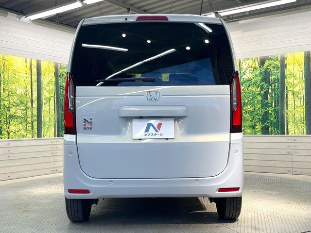 HONDA N BOX 2024 Image 31