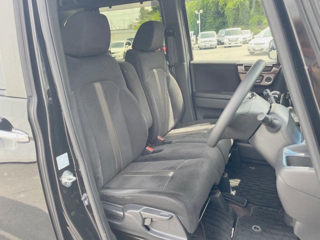 HONDA N BOX CUSTOM 2017 Image 31