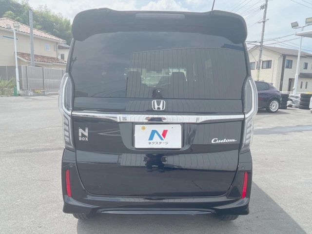 HONDA N BOX CUSTOM 2017 Image 31